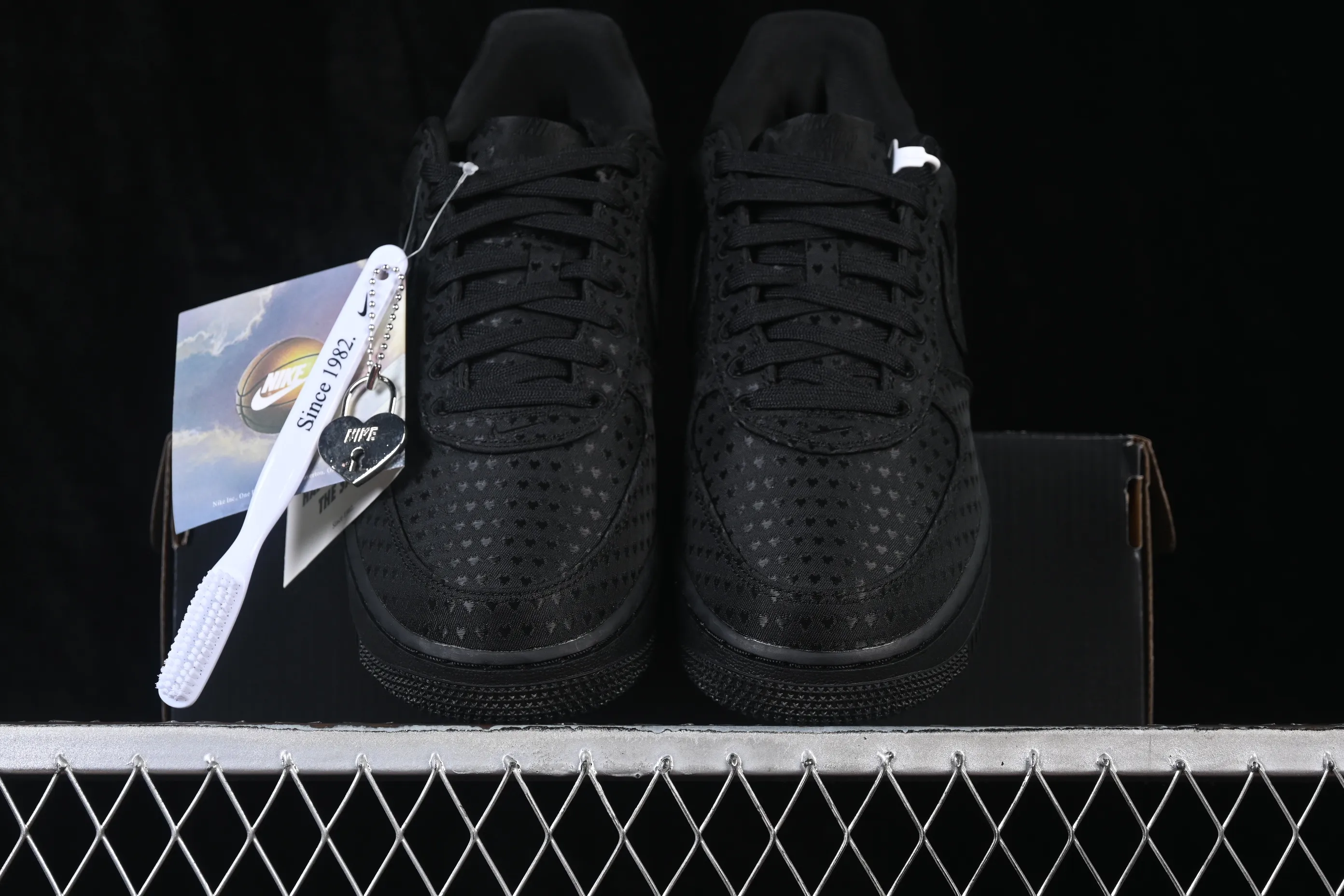 All categories Nk Air Force 1 Air Force series Nk Air Force 1 Low Air Force low-top Nike Air Force 1'07 Low Air Force 1 low-top casual sneakers IQ9965-001